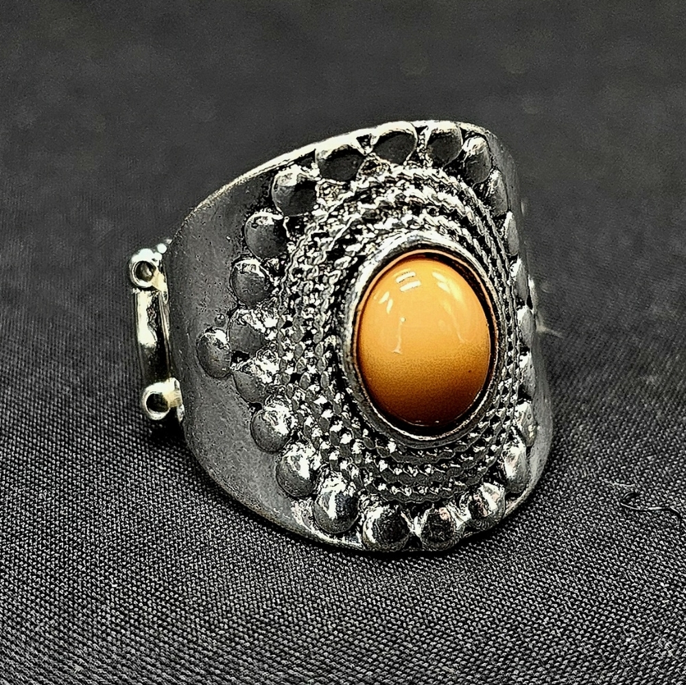 🤎💍'ZEN To One' Brown Stretch Ring - Paparazzi Accessories💍🤎
